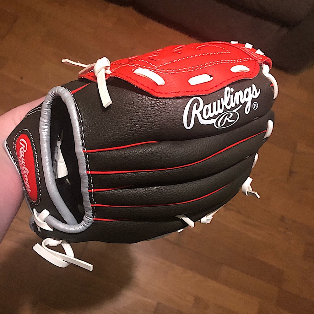 Left handed child’s baseball glove